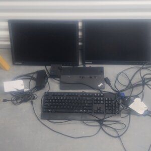 Lenovo 2 LCD RAVEN BLACK MONITORS & ACCESSORIES